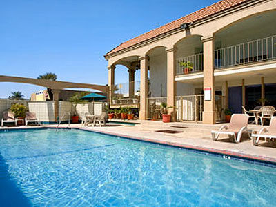 Hotel Howard Johnson By Wyndham 2*