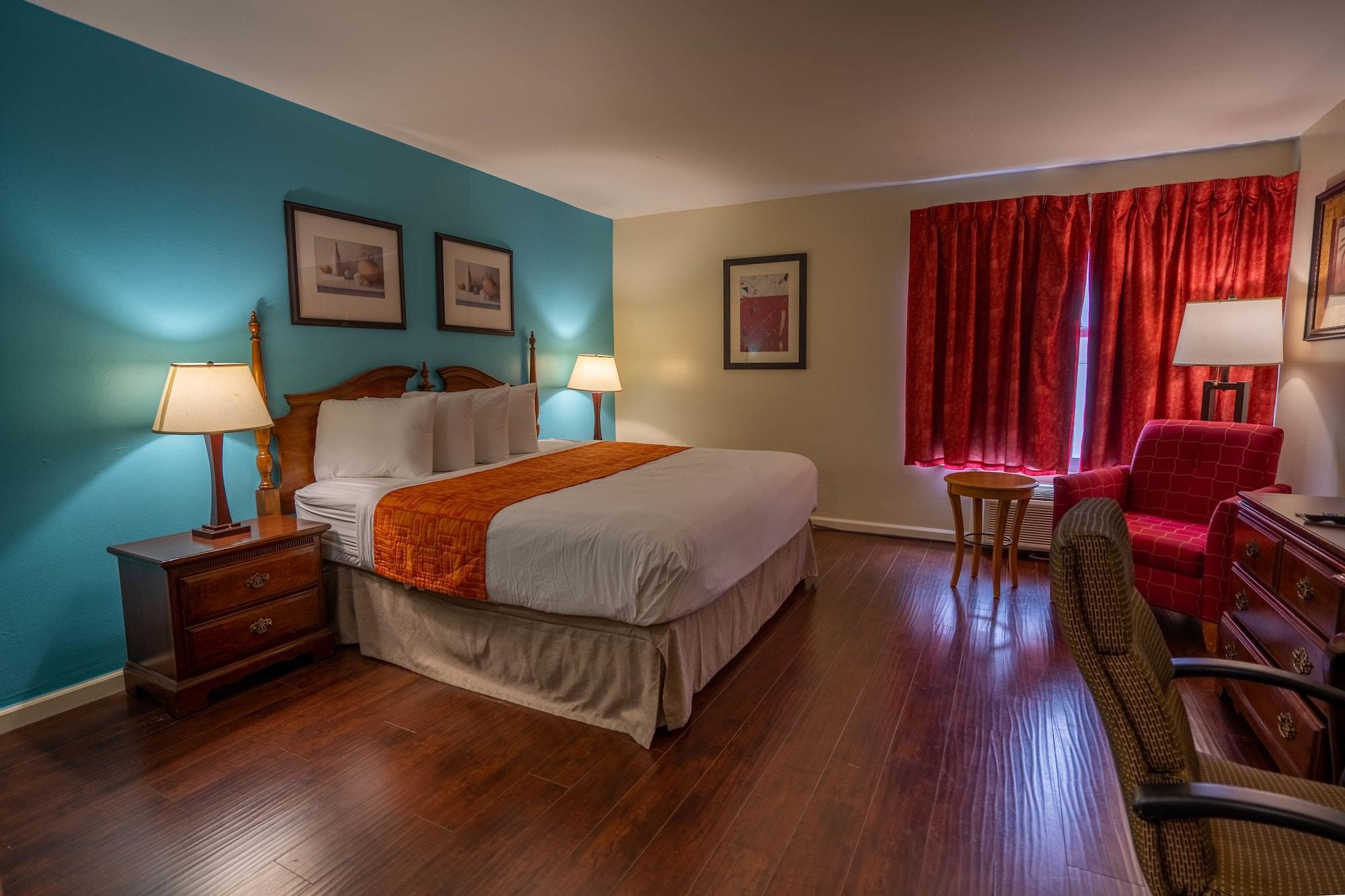 Howard Johnson By Wyndham